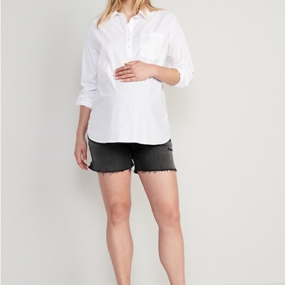 NWT Old Navy Maternity O.G. Straight Full Panel Black Denim Shorts Size 2 Summer